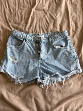 Forever 21 Light Wash Distressed Denim Shorts